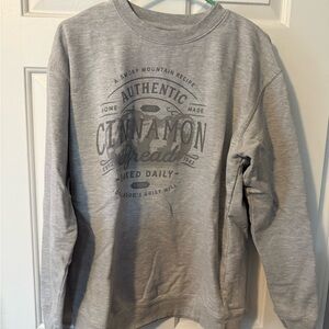 Dollywood Cinnamon Bread Crewneck - Large